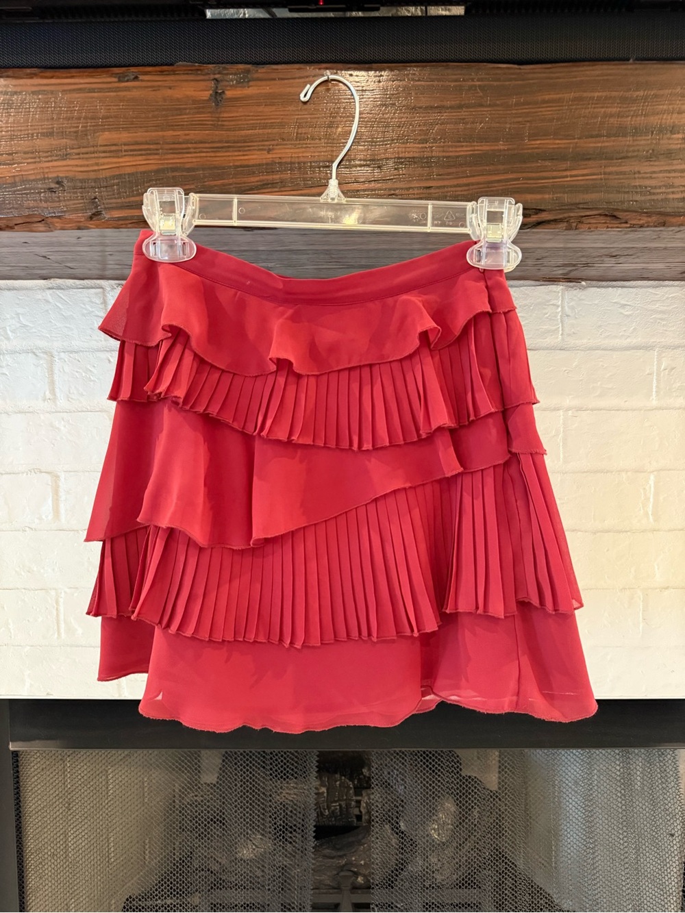 ALI & JAY Red Tiered Pleated Mini Skirt